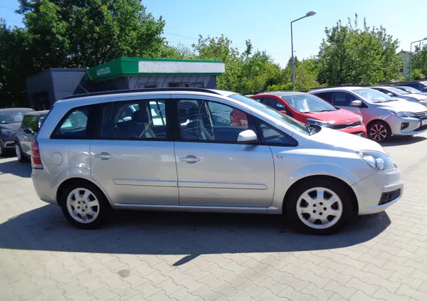 samochody osobowe Opel Zafira cena 15900 przebieg: 108000, rok produkcji 2007 z Sompolno